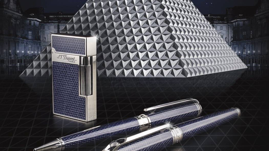 S.T. Dupont Ligne 2 Electric Blue Guilloché Lighter: A Legacy of Luxury and Precision